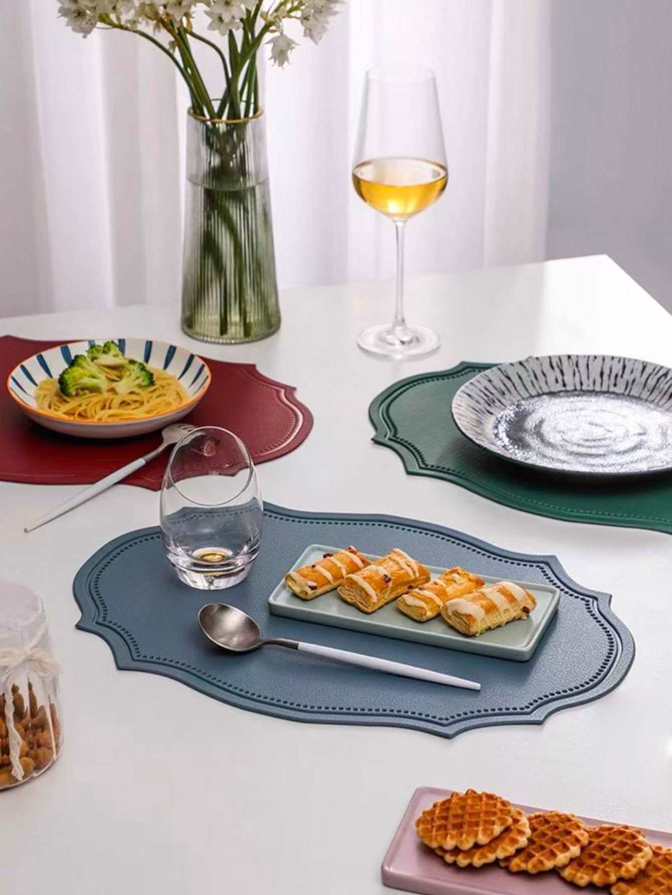 Outdoor Furniture Dining - Leather Placemat Ins Style Dining Table